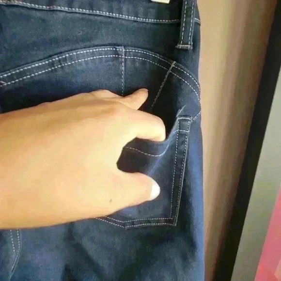 Brand New! FASHIONNOVA Women's Skinny Jeans Dark Blue Size 7 Pockets Mid Rise - Picture 5 of 7